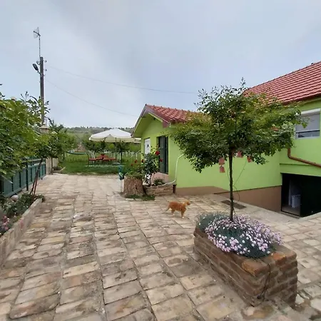 Kwatera prywatna R&h *